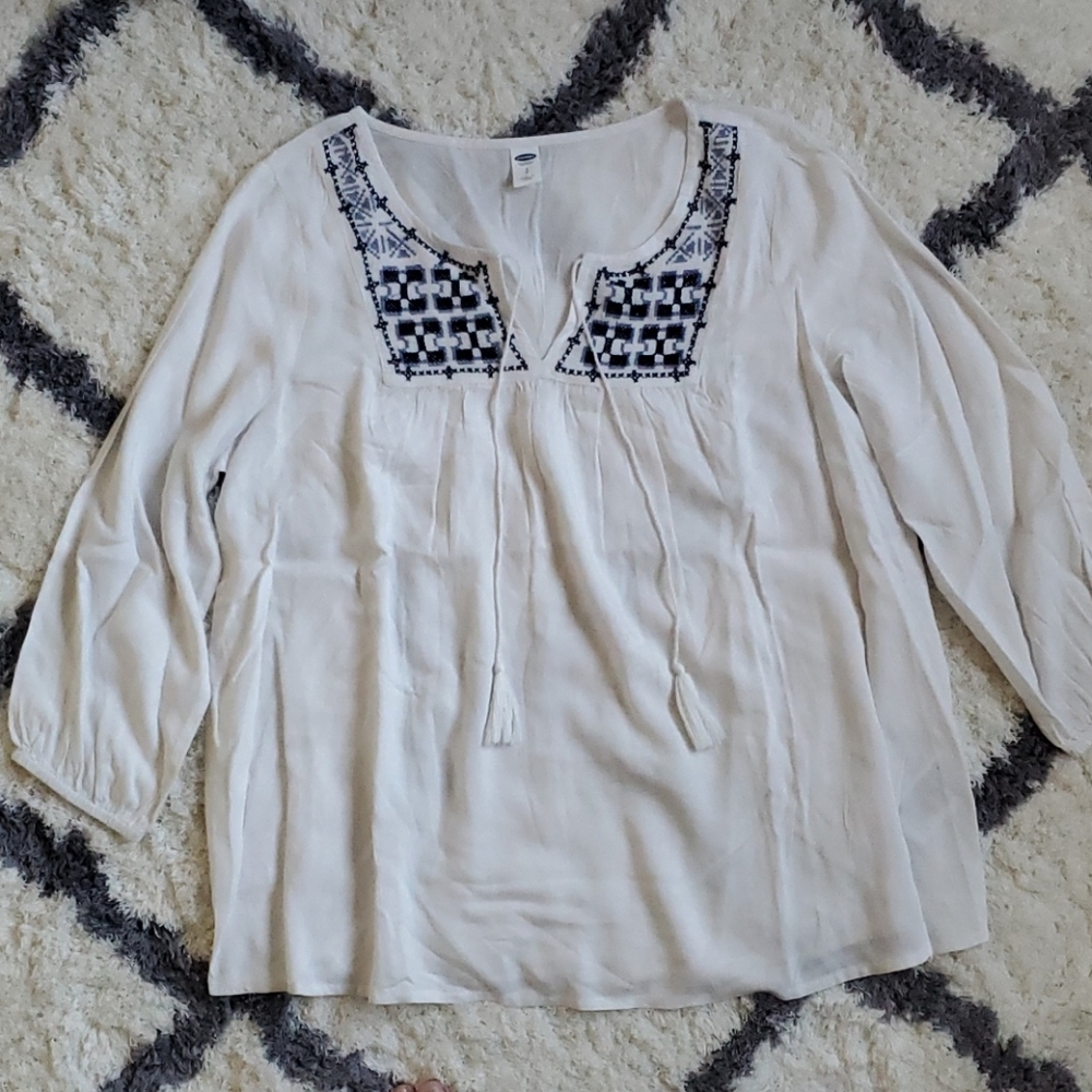 Old Navy white tie front top